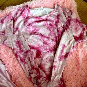 Soft women t-shirt.pink and white. 2X is the size.From Hein.